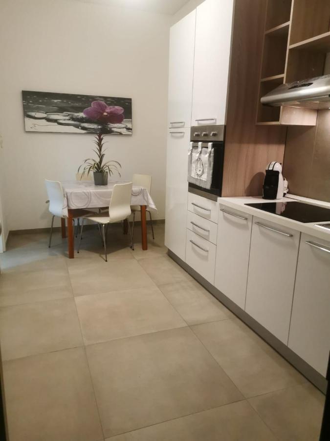 バーリNicolhouseアパートメント エクステリア 写真